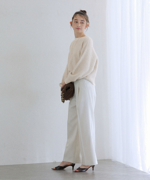 La TOTALITE（ラトータリテ）の「フォックスカシミヤ2WAYプルオーバー（ニット/セーター・レディース・ブラック/ベージュ/ピンク/ライトグリーン・FREE）」の13枚目の写真