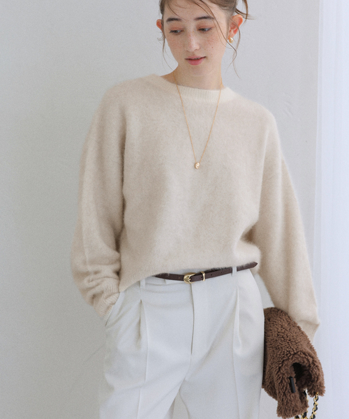 La TOTALITE（ラトータリテ）の「フォックスカシミヤ2WAYプルオーバー（ニット/セーター・レディース・ブラック/ベージュ/ピンク/ライトグリーン・FREE）」の16枚目の写真