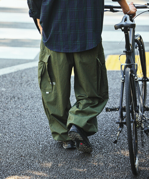 NAUTICA（ノーティカ）の「NAUTICA/ノーティカ スーパーワイド カーブシルエット カーゴパンツ（その他パンツ・メンズ・ブラック/オリーブ/カモフラージュ・LARGE/X-LARGE/MEDIUM）」の9枚目の写真