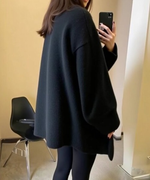 cammie(キャミー)の「ポケット付きオーバーサイズカーディガン(カーディガン/ボレロ・レディース・ブラック/オレンジ/ピンク/サックスブルー・F)」の9枚目の写真
