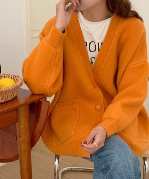 cammie(キャミー)の「ポケット付きオーバーサイズカーディガン(カーディガン/ボレロ・レディース・ブラック/オレンジ/ピンク/サックスブルー・F)」の8枚目の写真