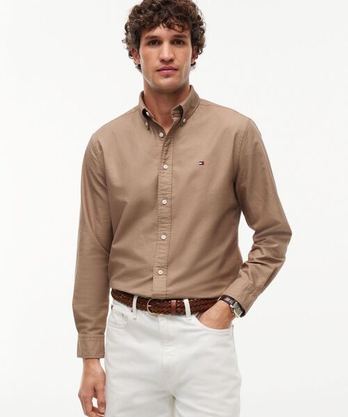TOMMY HILFIGER(トミーヒルフィガー)の「ヘリテージオックスフォードソリッドシャツ(シャツ/ブラウス・メンズ・ピンク/イエロー/ブラウン・SMALL/MEDIUM/LARGE/X-LARGE)」の2枚目の写真