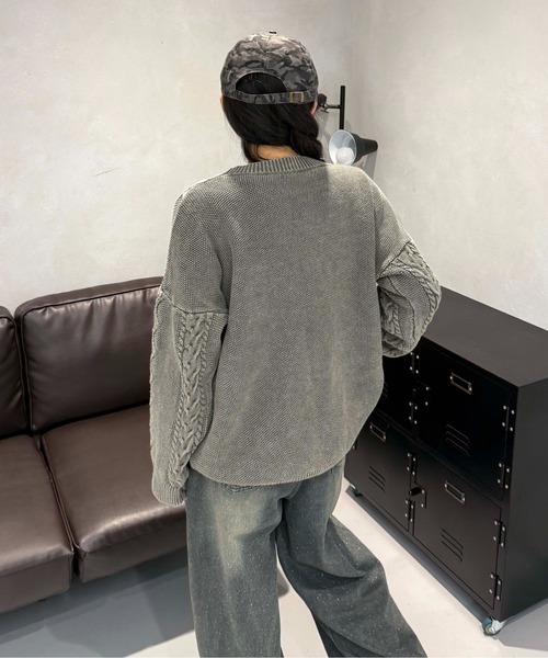 sedacle(セダクル)の「加工ケーブルニット(ニット/セーター・メンズ・ブラック/チャコールグレー/ネイビー・FREE)」の12枚目の写真