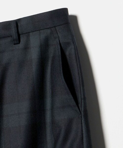 6（ロク）の「＜6(ROKU)＞チェック カーブ パンツ（スラックス）」 - WEAR