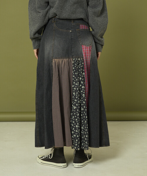 Freada（フリーダ）の「Freada/フリーダ サイドフロント デニム 切り替え フレアスカート（スカート・レディース・ブラック/ブルー・MEDIUM/SMALL）」の18枚目の写真