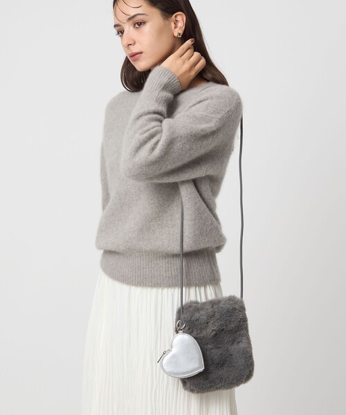 セール】ファーショルダーバッグ ハートチャーム付き（ショルダー