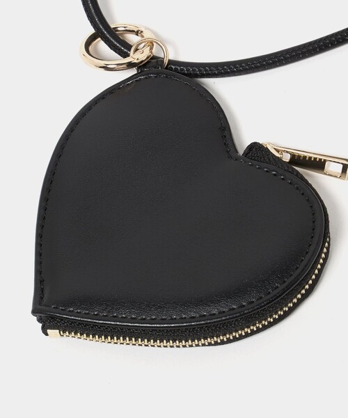 値下げしました！ノベルティ ハートチャーム付き ショルダーバッグ ブラック セール】ファーショルダーバッグ ハートチャーム付き（ショルダー