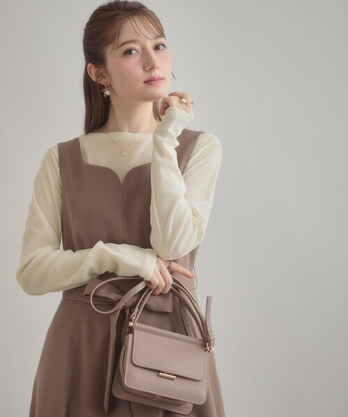 couture brooch(クチュールブローチ)の「シアーベロアTシャツ(Tシャツ/カットソー・レディース・アイボリー/ブラック/ブラウン系その他・38)」の2枚目の写真
