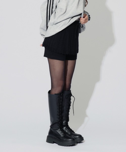 ALLuRing ChaRm（アリュリングチャーム）の「Ribbed Knit Frill Shorts / リブニットフリルショートパンツ（スウェットパンツ・レディース・グレー/ブラック/ブラウン・FREE）」の7枚目の写真