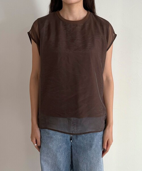 fredy emue（フレディエミュ）の「【大好評につき再販売スタート！】シアーオーガンジーレイヤードノースリーブ（シャツ/ブラウス・レディース・ブラック/ベージュ/ブラウン・38）」の16枚目の写真