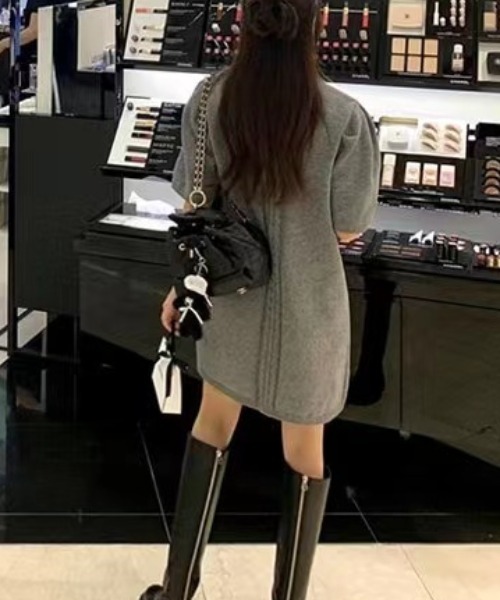 FREE STYLISTS(フリー スタイリスト)の「YUGA_YGMC Low-gauge knit dress(ワンピース・レディース・オフホワイト/グレー/ブラック・FREE)」の12枚目の写真
