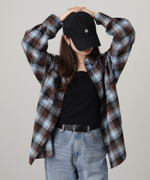 atONE(アットワン)の「ビエラチェックロングシャツ(シャツ/ブラウス・レディース・ブラウン/ボルドー/アイボリー/ブラック/オフホワイト/ブルー・F)」の21枚目の写真
