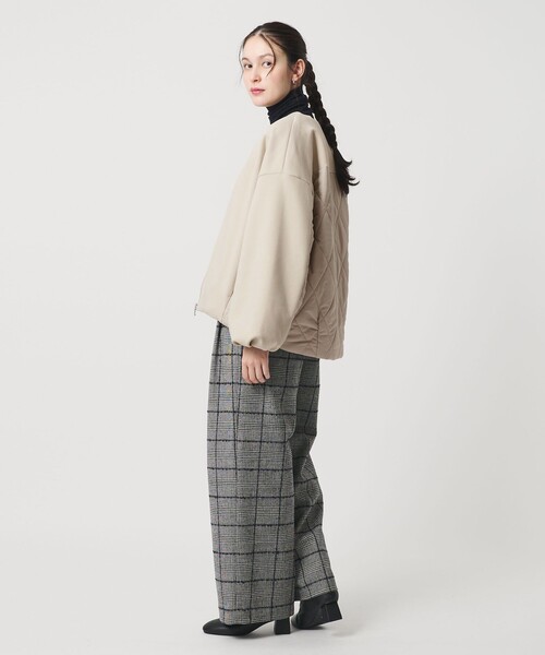 BEAUTY&YOUTH UNITED ARROWS(ビューティーアンドユースユナイテッドアローズ)の「【WEB限定】ダンボール×キルティングコンビ ノーカラーブルゾン(ブルゾン・レディース・ブラック/ナチュラル・FREE)」の8枚目の写真