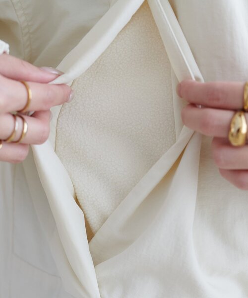 DISCOAT（ディスコート）の「中綿モンスターショートコート（ダウンジャケット/コート・レディース・ブラック/アイボリー/ブラウン・FREE）」の6枚目の写真