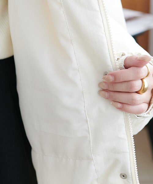 DISCOAT（ディスコート）の「中綿モンスターショートコート（ダウンジャケット/コート・レディース・ブラック/アイボリー/ブラウン・FREE）」の7枚目の写真