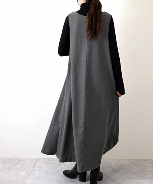 STYLEBLOCK（スタイルブロック）の「起毛ツイルAラインサイドタックVネックワンピース（ワンピース・レディース・チャコールグレー/ブラック/ブラウン・M）」の6枚目の写真