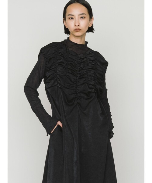 MIDIUMISOLID（ミディウミソリッド）の「MIDIUMISOLID for Ladies ランダムシャーリングワンピース（ワンピース・レディース・ベージュ/ブラック・FREE）」の11枚目の写真