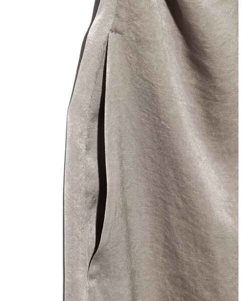 MIDIUMISOLID（ミディウミソリッド）の「MIDIUMISOLID for Ladies ランダムシャーリングワンピース（ワンピース・レディース・ベージュ/ブラック・FREE）」の17枚目の写真