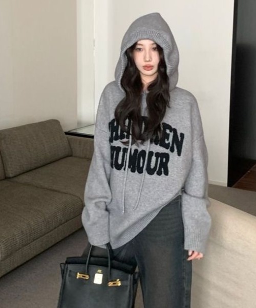 ViViDAY（ビビデー）の「フード付きニットプルオーバー（ニット/セーター・レディース・ブラック/アイボリー/グレー/レッド・M）」の3枚目の写真