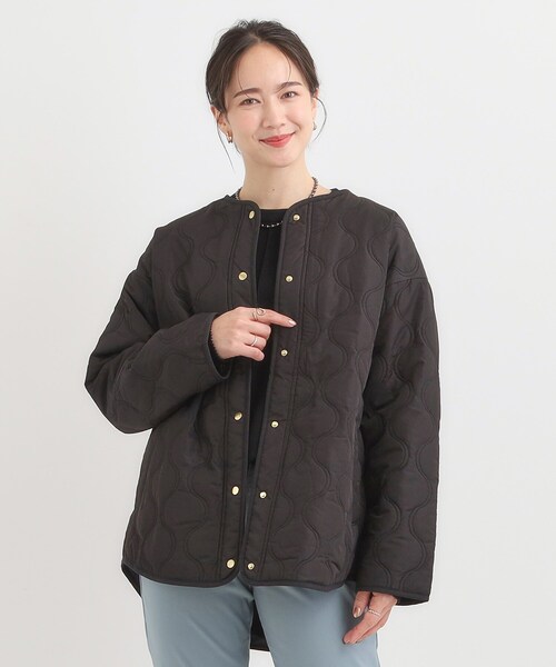 DRESKIP（ドレスキップ）の「【高レビュー/洗濯機可/撥水】大人のための キルトオーバーブルゾン（ブルゾン・レディース・ベージュ/ブラック/カーキ・01/02/03/04）」の4枚目の写真