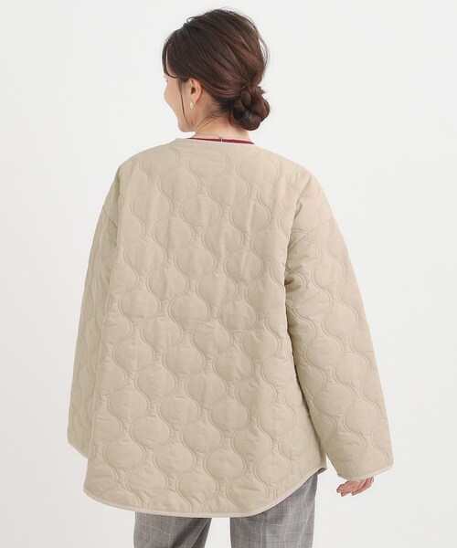 DRESKIP（ドレスキップ）の「【高レビュー/洗濯機可/撥水】大人のための キルトオーバーブルゾン（ブルゾン・レディース・ベージュ/ブラック/カーキ・01/02/03/04）」の13枚目の写真