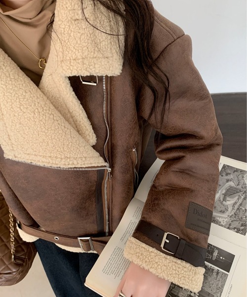 セール】【25年新作秋冬】ライダースフライトショートフェイクムートン