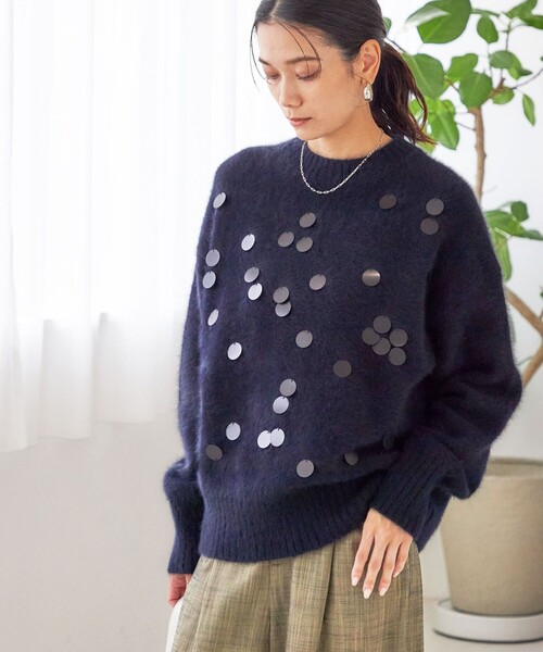 SHIPS(シップス)の「〈手洗い可能〉フォックス スパンコール クルーネック ニット(ニット/セーター・レディース・ライトグレー/ネイビー・ONE SIZE)」の7枚目の写真