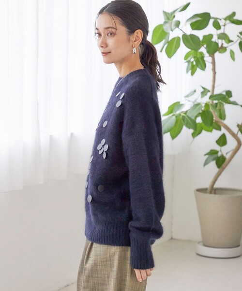 SHIPS(シップス)の「〈手洗い可能〉フォックス スパンコール クルーネック ニット(ニット/セーター・レディース・ライトグレー/ネイビー・ONE SIZE)」の8枚目の写真