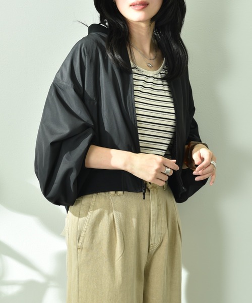 INTERPLANET（インタープラネット）の「パネルレース＊ファイユリバーシブルブルゾン（ブルゾン・レディース・アイボリー/ブラック・FREE）」の20枚目の写真