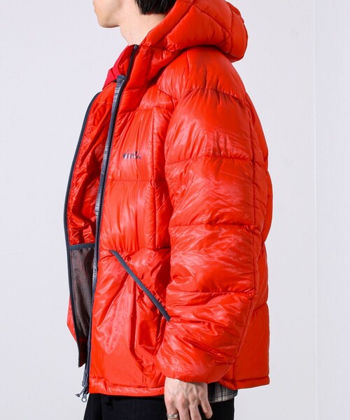 WILD THINGS（ワイルドシングス）の「【WILD THINGS/ワイルドシングス】BIVOUAC LOFT JACKET（ダウンジャケット/コート・メンズ・チャコールグレー/レッド/マスタード/ブラック・L/M）」の12枚目の写真