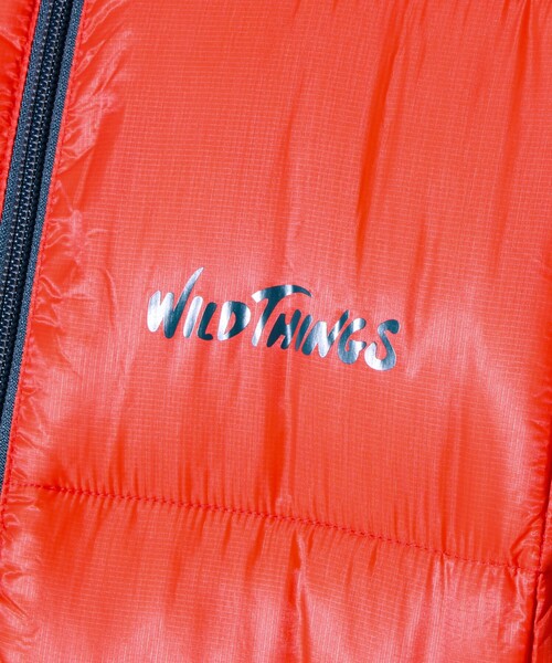 WILD THINGS（ワイルドシングス）の「【WILD THINGS/ワイルドシングス】BIVOUAC LOFT JACKET（ダウンジャケット/コート・メンズ・チャコールグレー/レッド/マスタード/ブラック・L/M）」の16枚目の写真