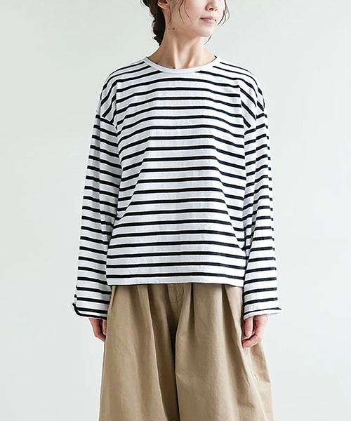 SOLAMONAT(ソラモナ)の「パフ天竺ボーダー ワイドスリーブ ロンT(Tシャツ/カットソー・レディース・ホワイト×ブラック/ホワイト×グレー/ブラック×ホワイト・FREE)」の10枚目の写真