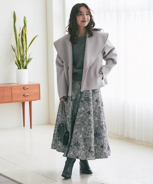 La boutique BonBon(ラブティックボンボン)の「【BonBonガールズセレクト・最強映えスカート】お花柄ジャガードスカート(スカート・レディース・グレー/サックスブルー/ライトベージュ・36/38)」の11枚目の写真