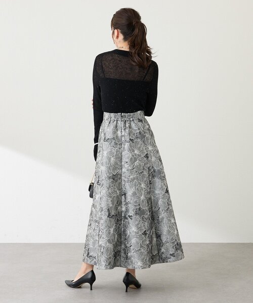 La boutique BonBon(ラブティックボンボン)の「【BonBonガールズセレクト・最強映えスカート】お花柄ジャガードスカート(スカート・レディース・グレー/サックスブルー/ライトベージュ・36/38)」の20枚目の写真