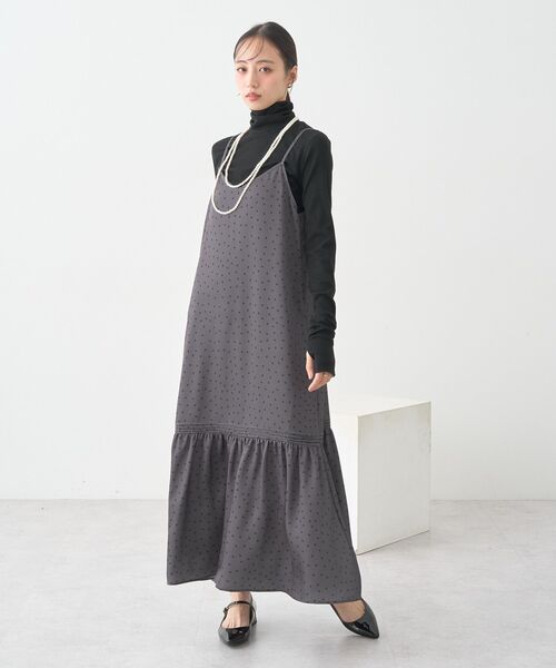 earth music&ecology（アースミュージックアンドエコロジー）の「アソートサテンキャミワンピース（ワンピース・レディース・ホワイト系その他2/グレー系その他5/ブラウン系その他5・FREE）」の3枚目の写真