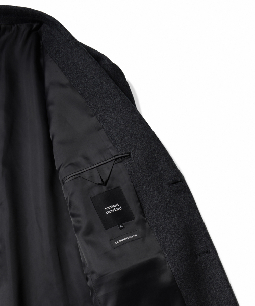 MUSINSA STANDARD(ムシンサスタンダード)の「カシミアブレンドパパショルダーシングルロングコート【チャコールグレー】(チェスターコート・メンズ・その他・MEDIUM/LARGE/X-LARGE/XX-LARGE)」の9枚目の写真