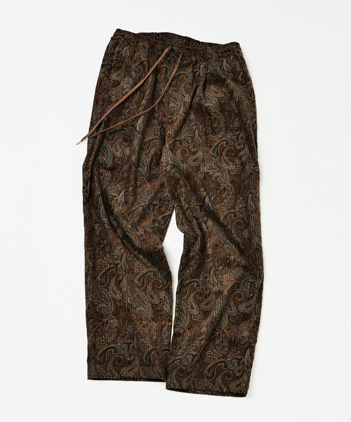 JOURNAL STANDARD relume（ジャーナルスタンダード　レリューム）の「ペイズリープリント 6ウェル コーデュロイ イージーパンツ（その他パンツ・メンズ・チャコールグレー/カーキ/ベージュ系その他・SMALL/MEDIUM/LARGE）」の2枚目の写真
