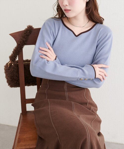 natural couture(ナチュラルクチュール)の「ハートネック配色ニットプルオーバー(ニット/セーター・レディース・ボルドー/オフホワイト/サックスブルー/ブラック・FREE)」の3枚目の写真