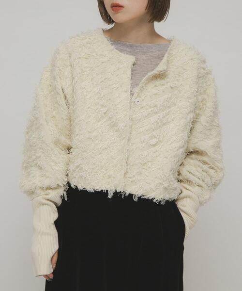 KBF（ケイビーエフ）の「2WAYフリンジカーディガン（カーディガン/ボレロ・レディース・ベージュ系その他/ブラック/アイボリー・ONE）」の2枚目の写真