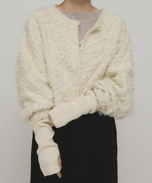 KBF（ケイビーエフ）の「2WAYフリンジカーディガン（カーディガン/ボレロ・レディース・ベージュ系その他/ブラック/アイボリー・ONE）」の4枚目の写真