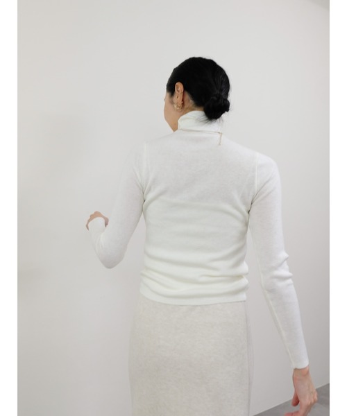 DOLLUPOOPS（ドールアップウップス）の「タートルネックニット（ニット/セーター・レディース・ブラウン/オフホワイト/チャコールグレー/ブラック・FREE）」の18枚目の写真