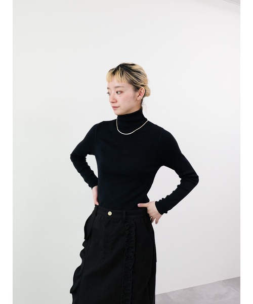 DOLLUPOOPS（ドールアップウップス）の「タートルネックニット（ニット/セーター・レディース・ブラウン/オフホワイト/チャコールグレー/ブラック・FREE）」の11枚目の写真