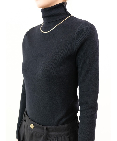 DOLLUPOOPS（ドールアップウップス）の「タートルネックニット（ニット/セーター・レディース・ブラウン/オフホワイト/チャコールグレー/ブラック・FREE）」の9枚目の写真