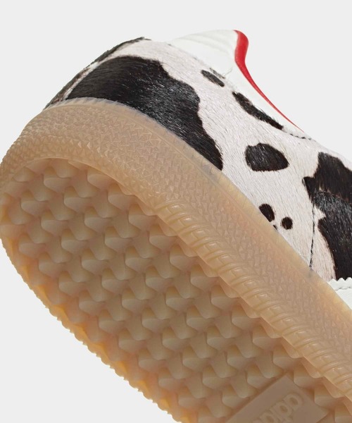 adidas（アディダス）の「サンバ OG / Samba OG / アディダスオリジナルス adidas Originals（スニーカー・レディース・ブラウン・25.0cm/24.5cm/24.0cm/23.5cm/23.0cm/29.0cm/28.5cm/28.0cm/27.5cm/27.0cm/26.5cm/26.0cm/25.5cm/22.5cm/22.0cm）」の8枚目の写真