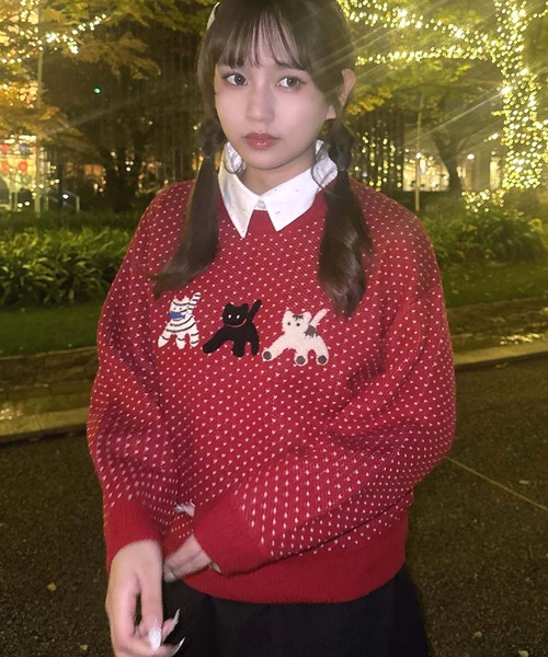 AS KNOW AS plus(アズノゥアズプラス)の「♪選べるアソートデザインジャガードニットプルオーバー(ネコ・ハナ)(ニット/セーター・レディース・ブラウン系/グリーン系/ネイビー系/レッド系・FREE)」の1枚目の写真