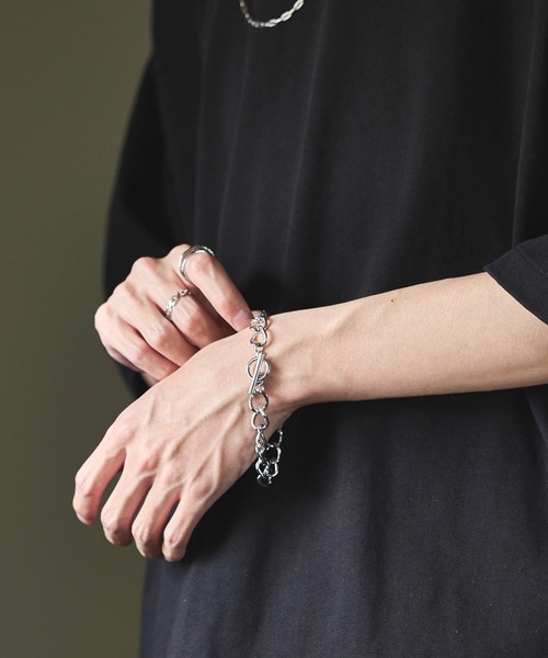 MAISON CLUB（メゾンクラブ）の「【MAISON CLUB】Anchor Chain bracelet アンカーチェーンブレスレット INF（ブレスレット・メンズ・シルバー系その他7/シルバー系9/シルバー系8/ブラック/シルバー系その他4/シルバー系その他6/シルバー/シルバー系その他/ゴールド/シルバー系その他3/シルバー系その他5・FREE）」の13枚目の写真