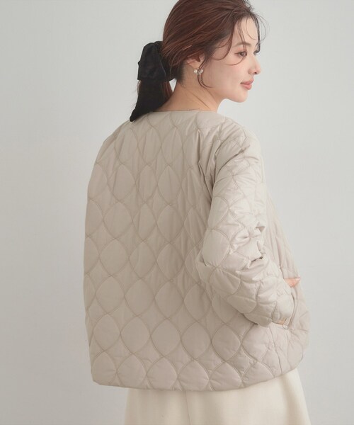 couture brooch（クチュールブローチ）の「【春色追加・撥水・洗える】リボンキルティングジャケット（ノーカラージャケット・レディース・グレー/ブラック/アイボリー・36/40/38/42）」の14枚目の写真