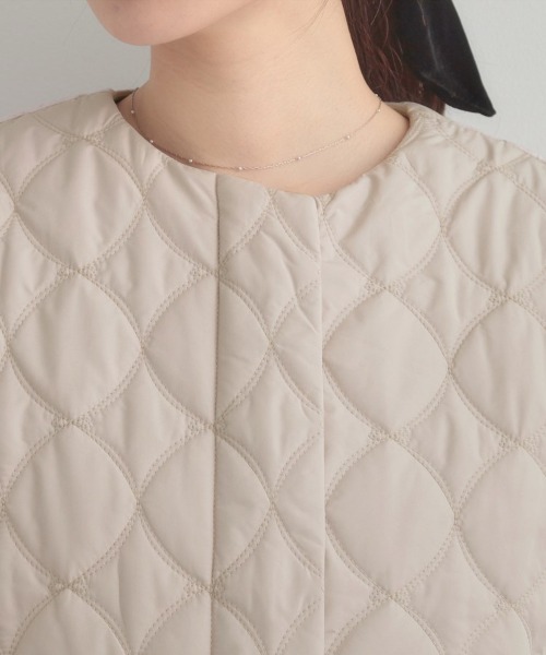 couture brooch（クチュールブローチ）の「【春色追加・撥水・洗える】リボンキルティングジャケット（ノーカラージャケット・レディース・グレー/ブラック/アイボリー・36/40/38/42）」の10枚目の写真