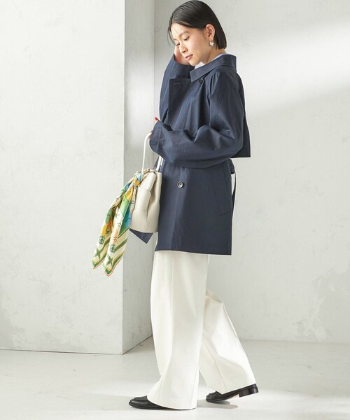 SHIPS（シップス）の「〈撥水加工〉バック ギャザー ドロスト ミディ丈 トレンチ コート（トレンチコート・レディース・ネイビー/ベージュ・38/36）」の10枚目の写真