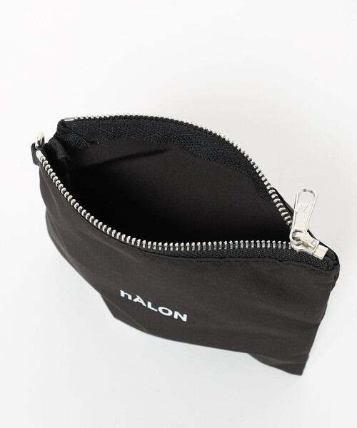 hALON(雑貨)（アーロン）の「＜hALON＞レザー 巾着バッグ（ショルダーバッグ・メンズ・ブラック・FREE）」の11枚目の写真